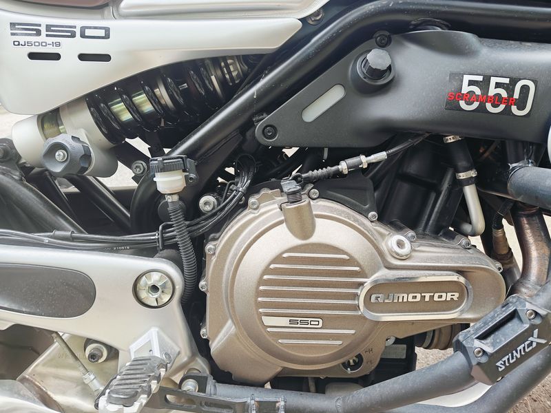 二手QJMOTOR逸550