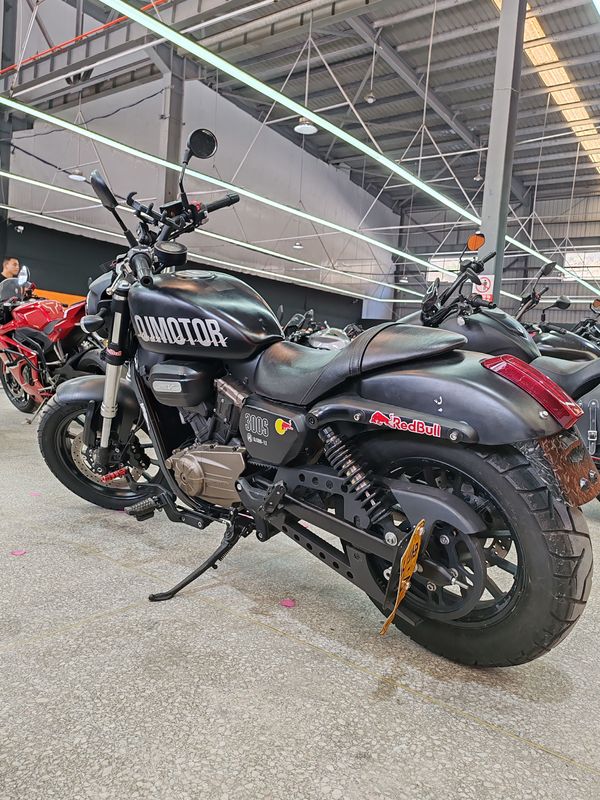 二手QJMOTOR闪300