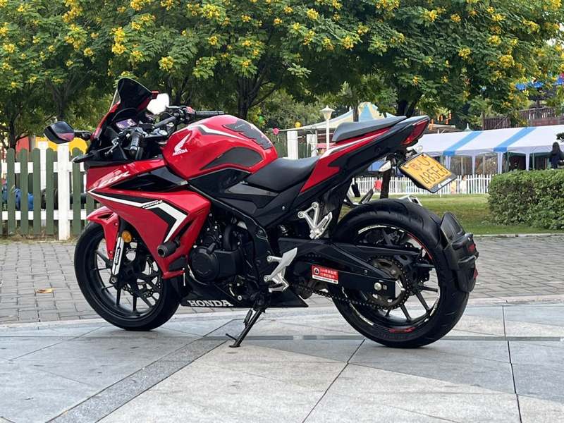 二手本田CBR400R
