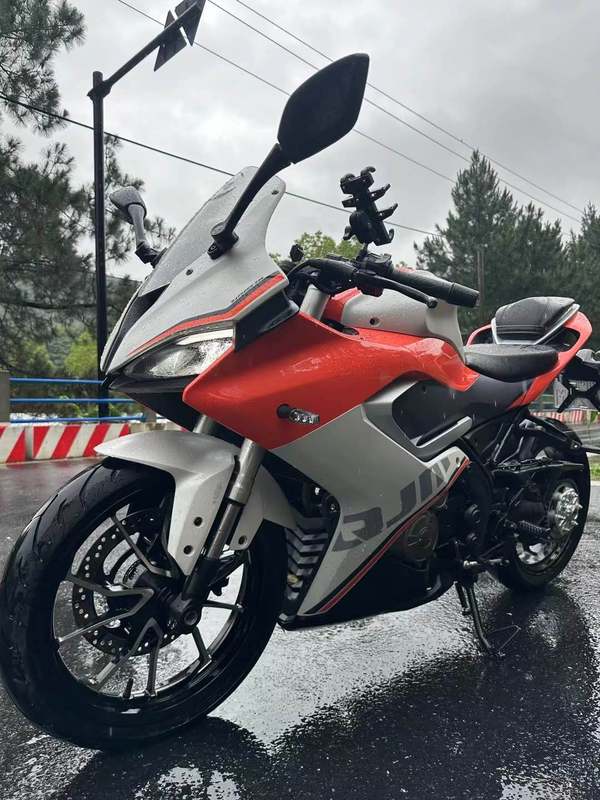 二手QJMOTOR赛250