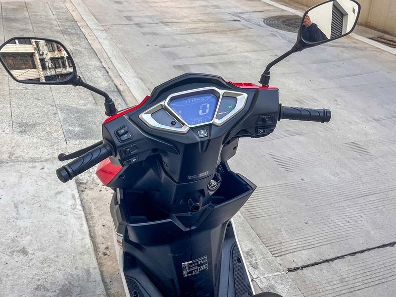 二手五羊本田NX125