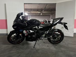 二手豪爵铃木GSX250R