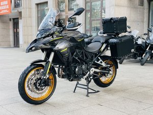 二手贝纳利金鹏 TRK502