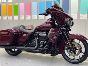 二手哈雷戴维森大道滑翔 Street Glide