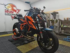 二手KTMR2R1290 Super Duke