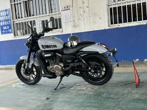 二手QJMOTOR闪300
