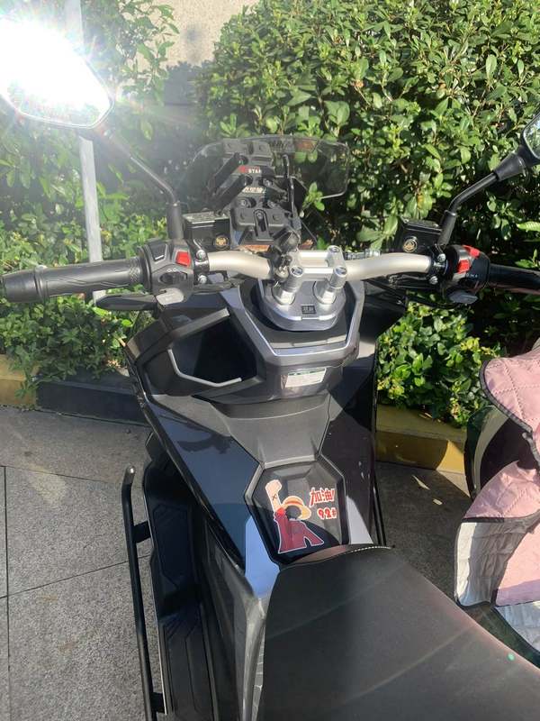 二手布雷斯通极宙 ADV150
