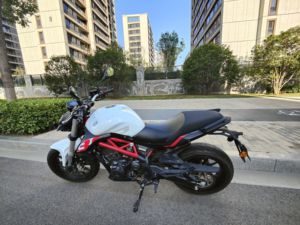 二手贝纳利蓝宝龙 BN302S