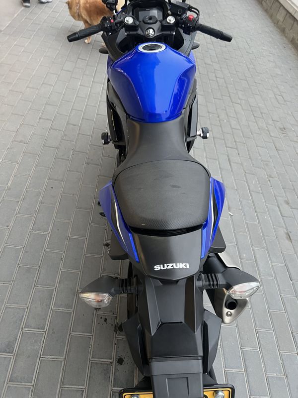 二手豪爵铃木GSX250R
