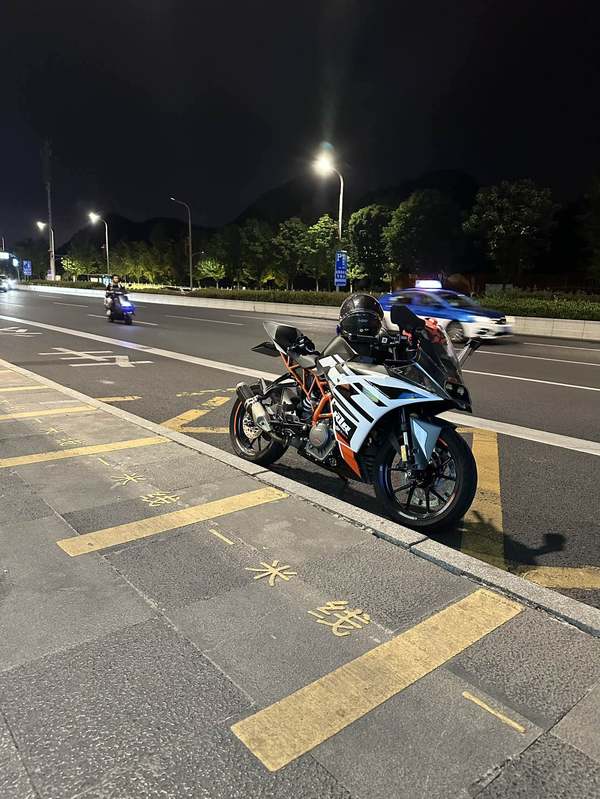 二手KTMR2RRC 390 