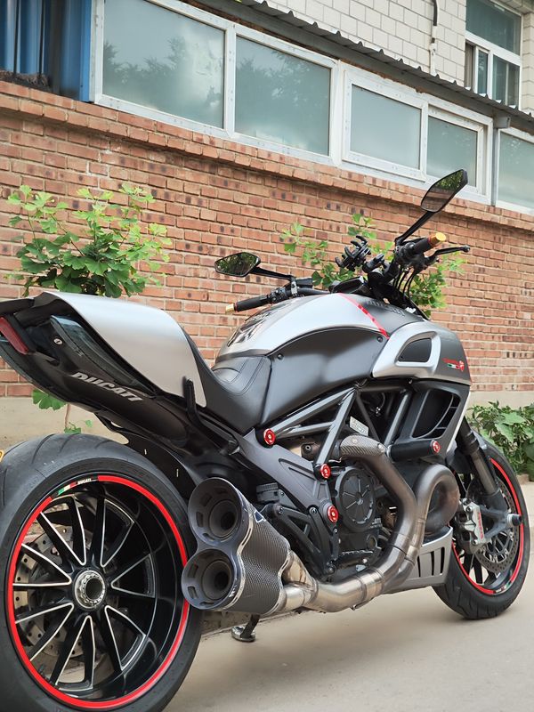 二手杜卡迪Diavel 