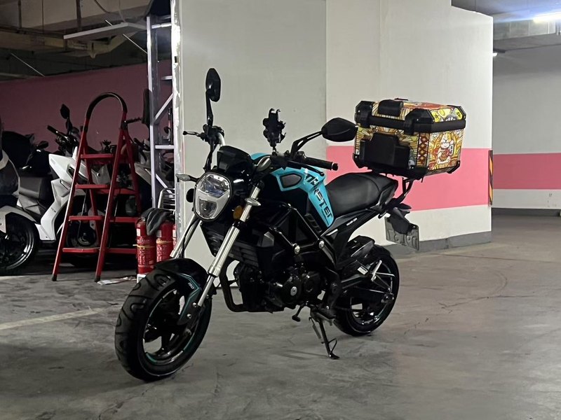 二手银钢小怪兽150