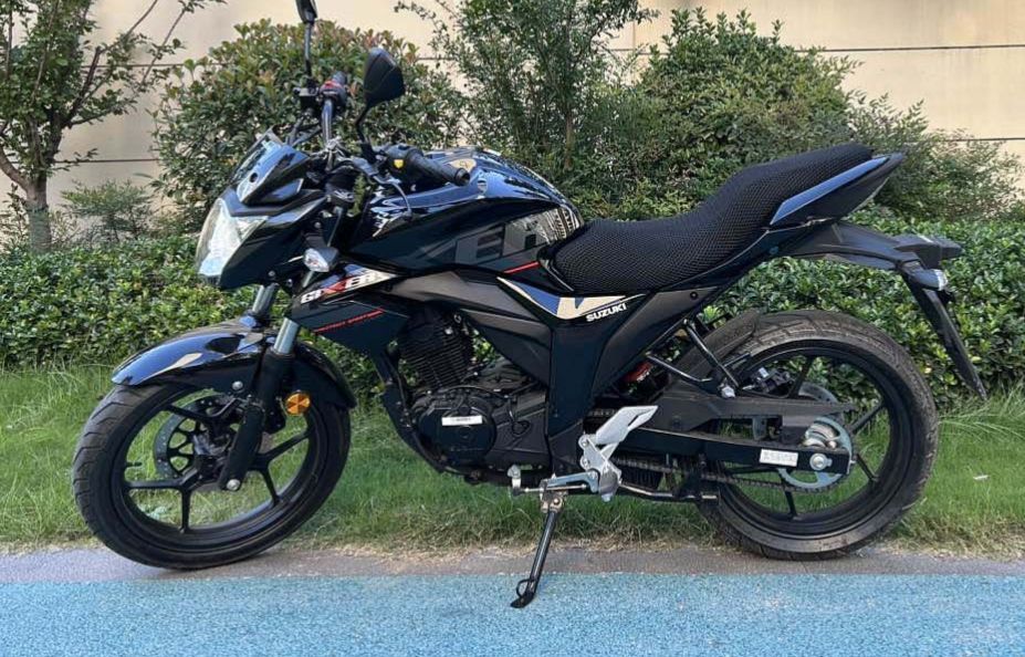 二手济南铃木极客飒 Gixxer 155 NK