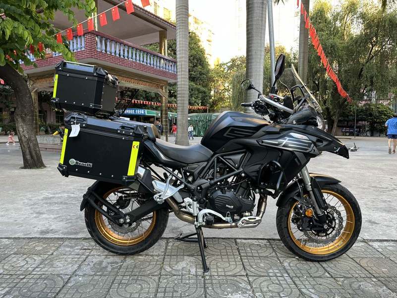 二手贝纳利TRK552