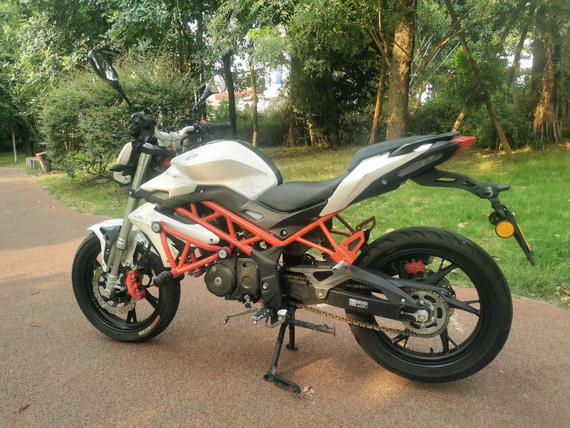 二手贝纳利红宝龙 TNT150i