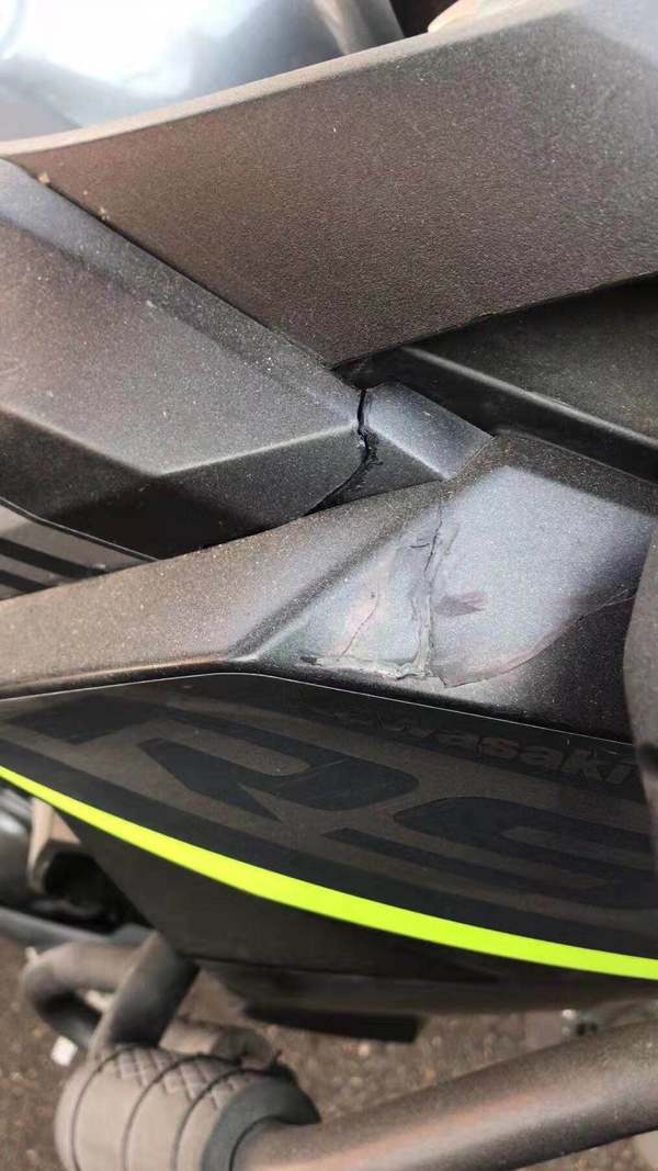 二手川崎Versys-X 300 