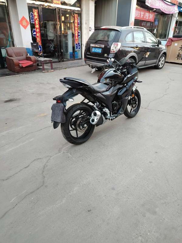 二手济南铃木极客飒 Gixxer 155