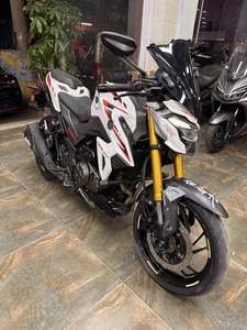二手豪爵DR300