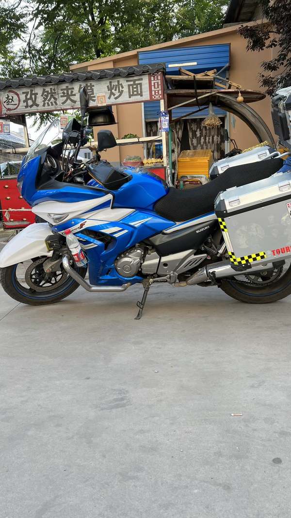 二手豪爵铃木骊驰 GW 250F
