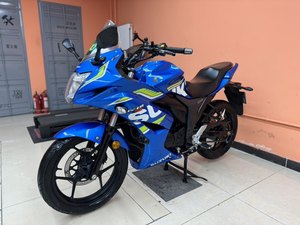 二手济南铃木极客飒 Gixxer 155