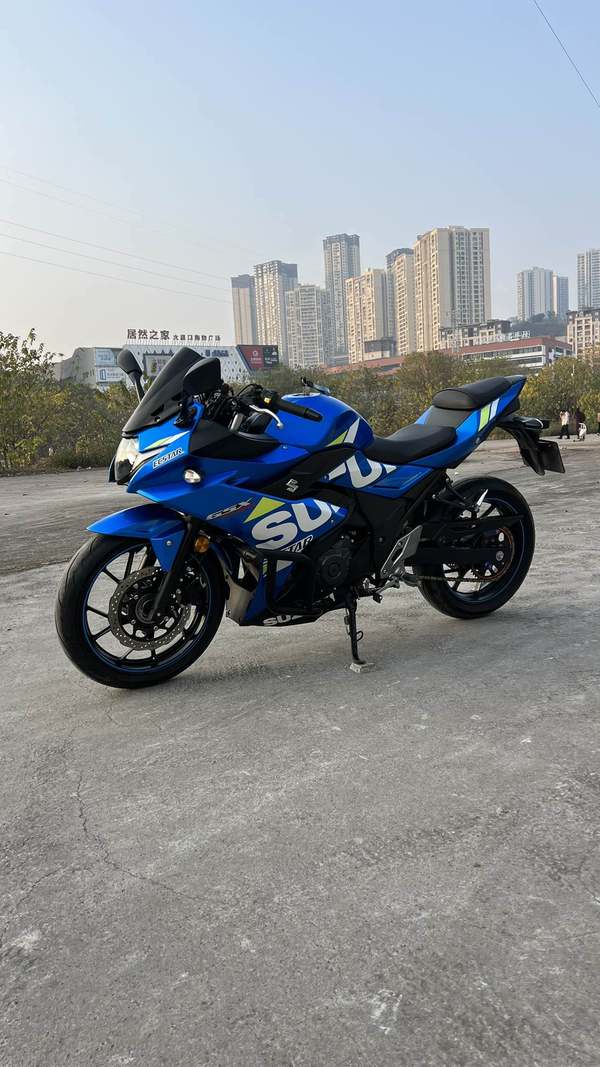 二手豪爵铃木GSX250R