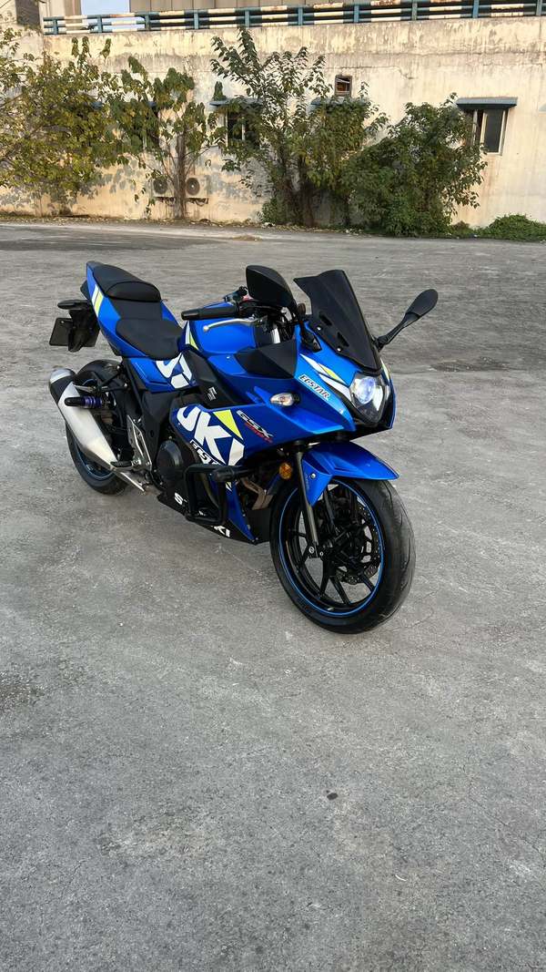 二手豪爵铃木GSX250R