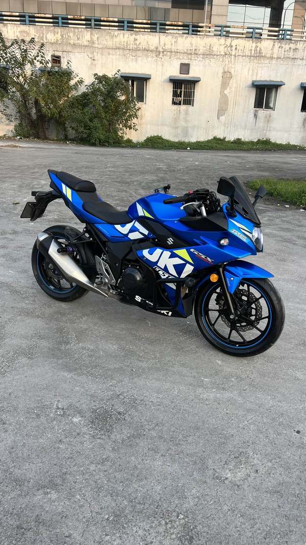 二手豪爵铃木GSX250R