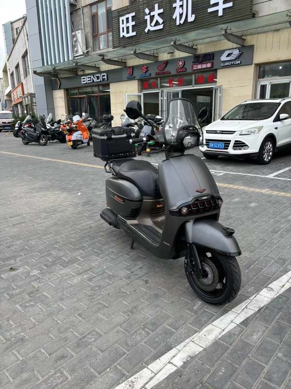 二手维多利亚Sixties 300i