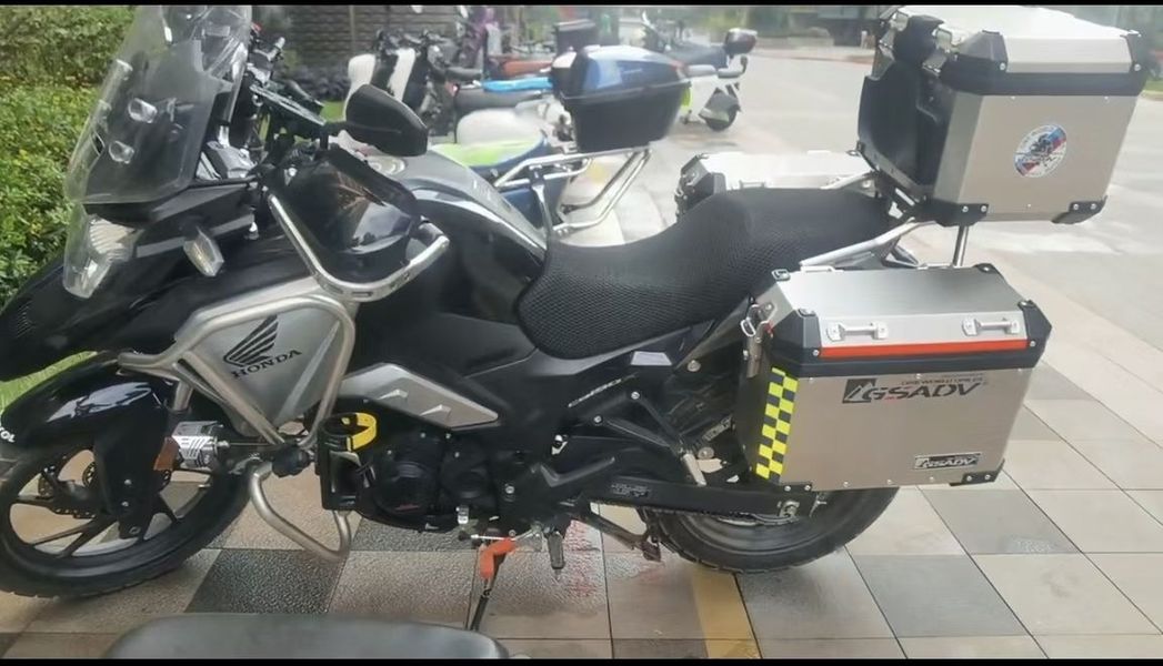 二手五羊本田猛鸷 CB190X