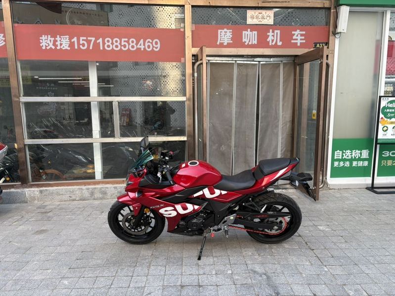 二手豪爵铃木GSX250R