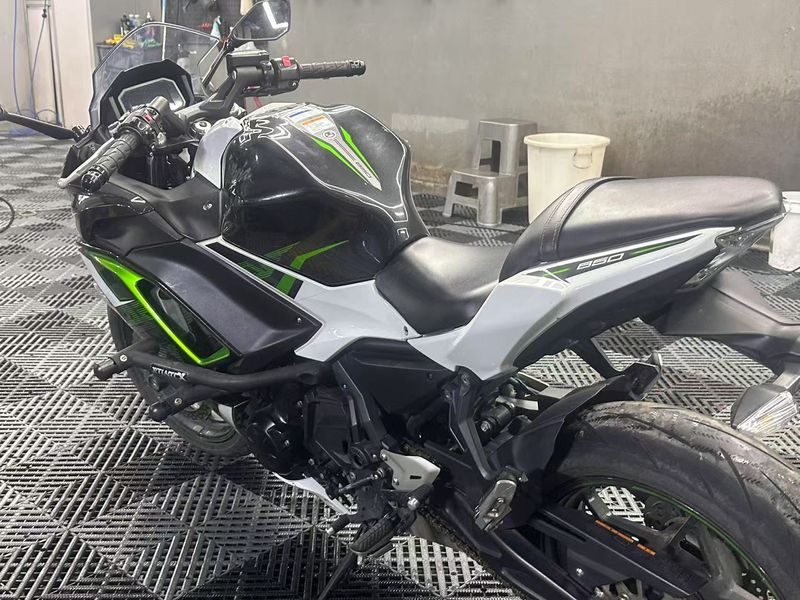 二手川崎Ninja 650 