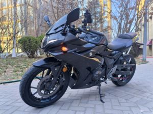 二手豪爵铃木GSX250R