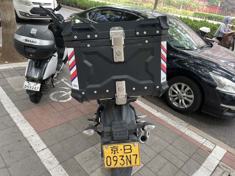 二手济南铃木极客飒 Gixxer 155
