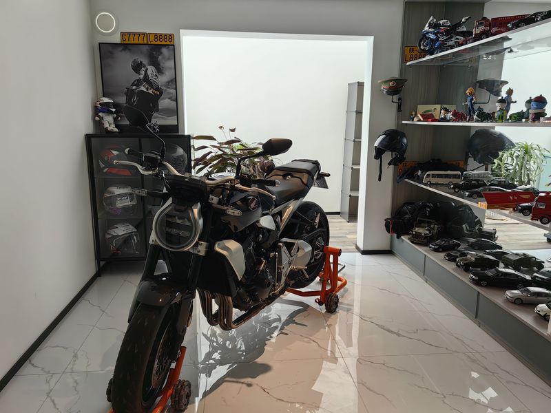 二手本田CB1000R
