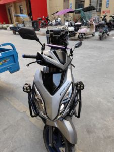 二手新大洲本田裂行 RX125Fi
