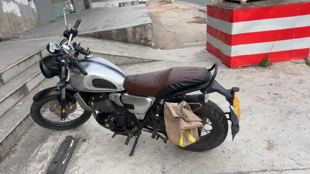 二手QJMOTOR逸250