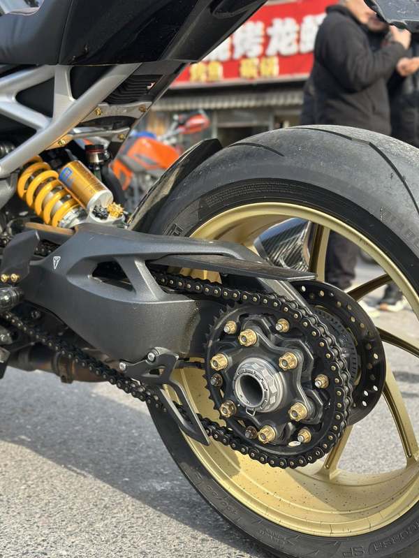 二手凯旋Speed Triple 1200