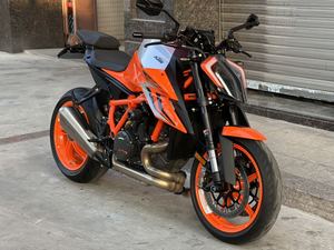 二手KTMR2R1290 Super Duke