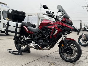 二手贝纳利金鹏 TRK502