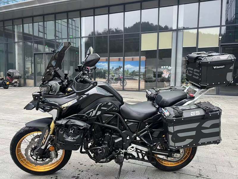 二手贝纳利TRK702