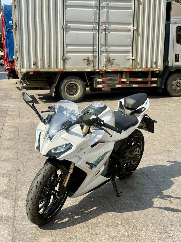 二手春风250SR