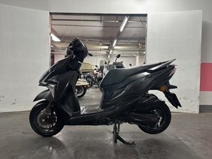 二手新大洲本田裂行 RX125Fi