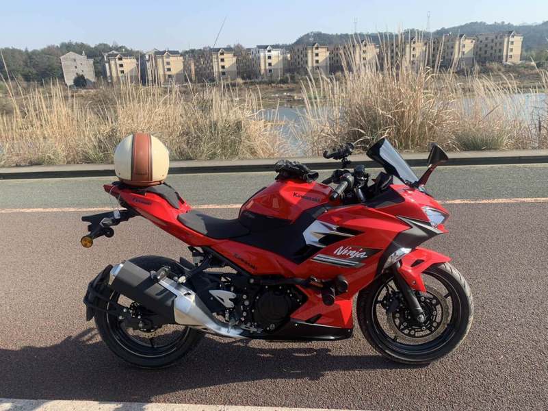 二手川崎Ninja 400