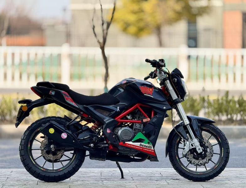 二手贝纳利小黄龙 TNT25