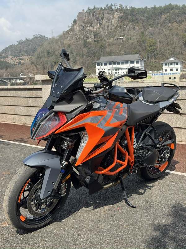 二手KTMR2R1290 Super Duke GT