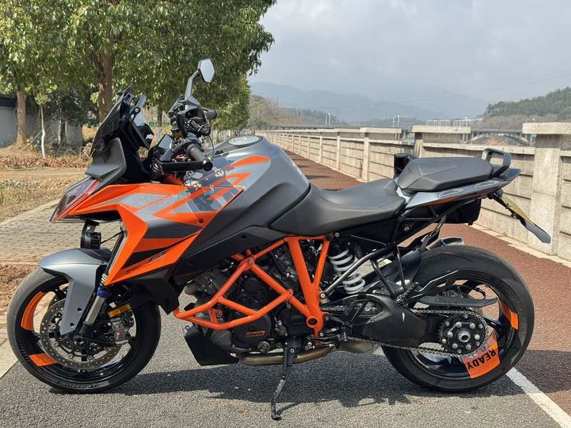 二手KTMR2R1290 Super Duke GT