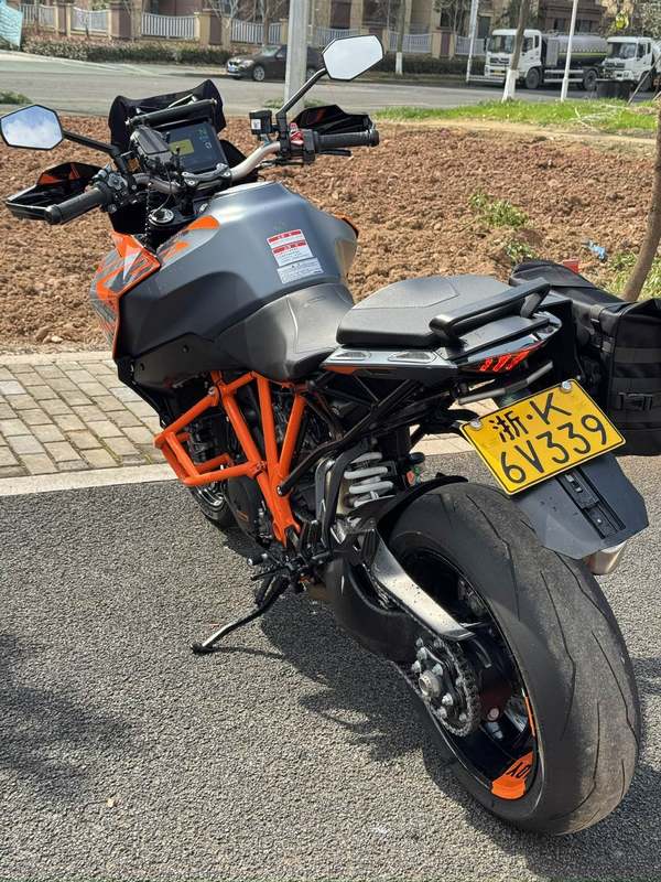 二手KTMR2R1290 Super Duke GT
