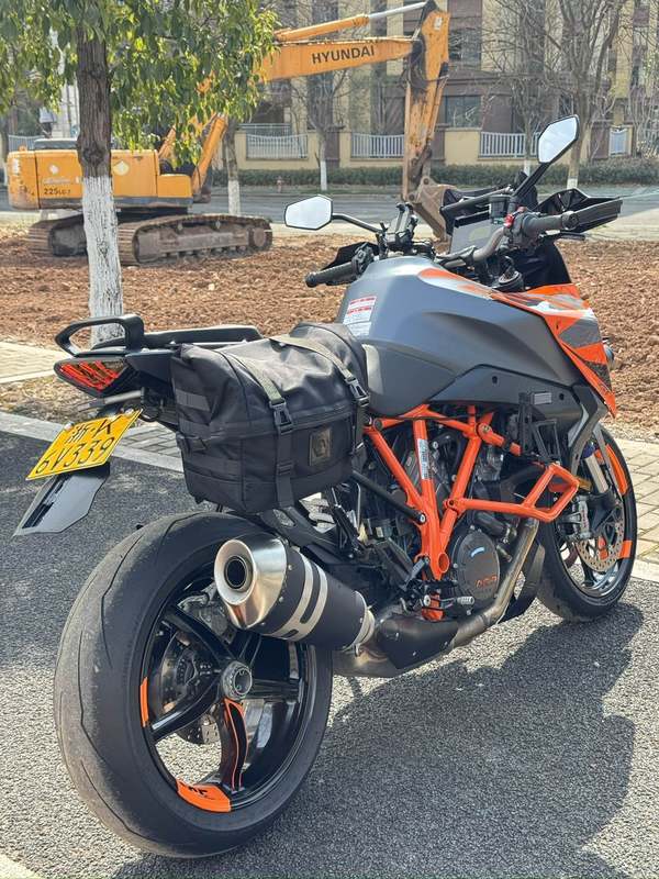 二手KTMR2R1290 Super Duke GT