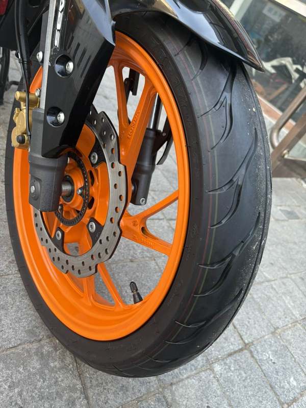 二手五羊本田CB190R 暴锋眼