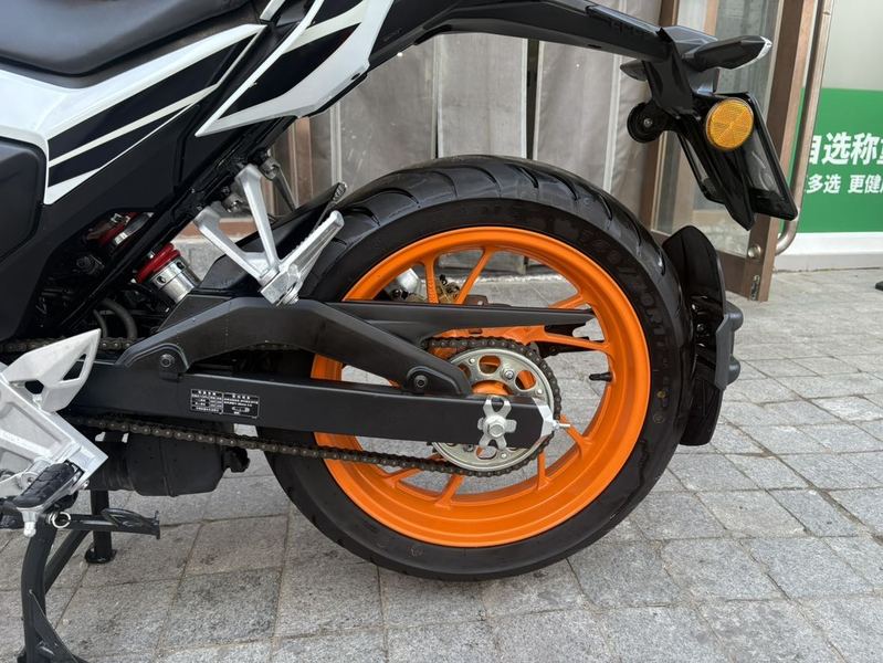 二手五羊本田CB190R 暴锋眼